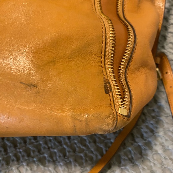 Large tan leather Micheal Kors - Picture 6 of 6